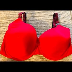 Victoria Secret Bra New 40DD